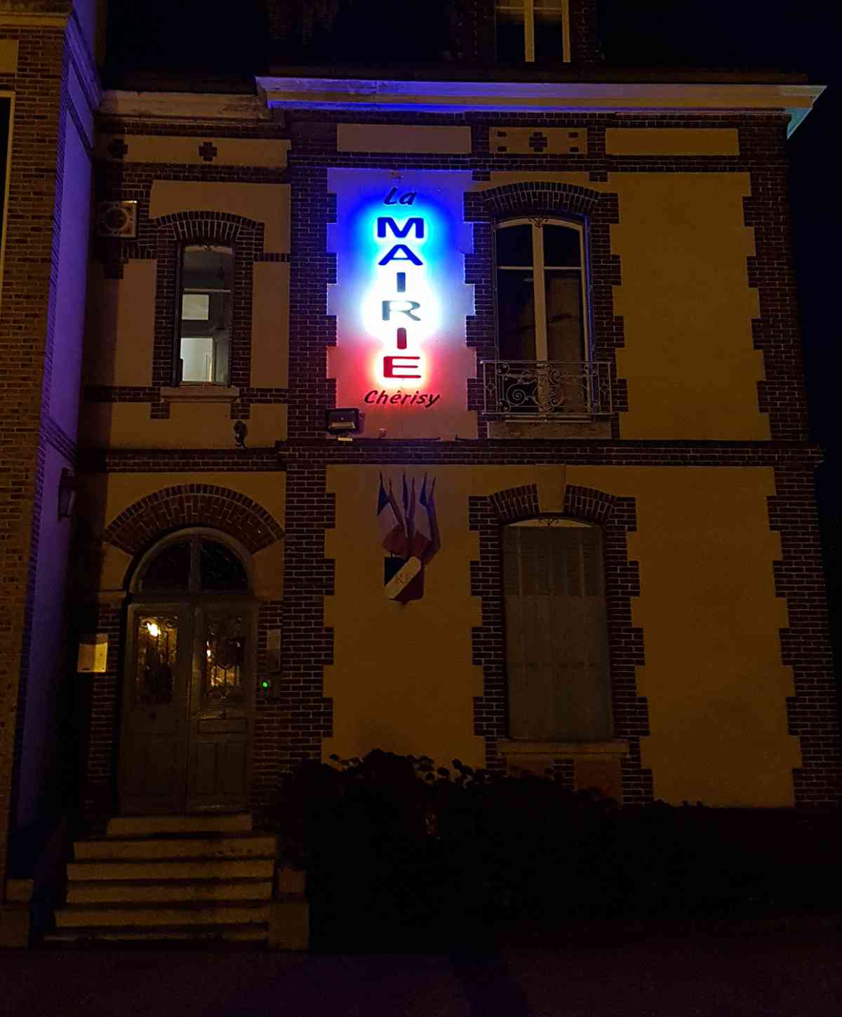 Mairie de Chérisy (28)
